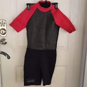 Large youth wet suit bareskins shark